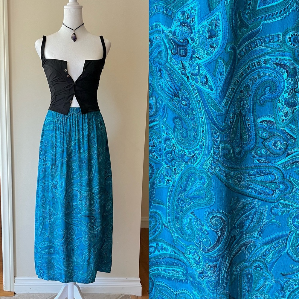 Vintage 90s Blue Paisley Skirt Boho Whimsygoth Fairy Midi Witchy Summer Floral S